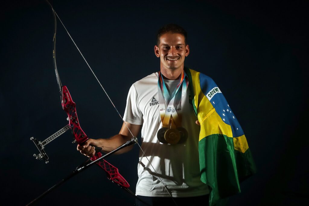 Marcus D’Almeida é número 1 do Mundo no tiro com Arco