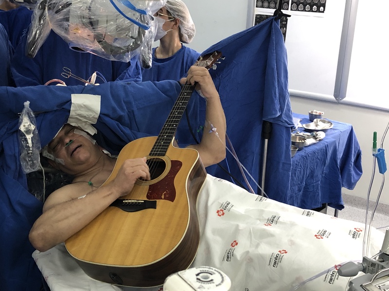 violão, cirurgia, capa, paciente, tocando, cérebro